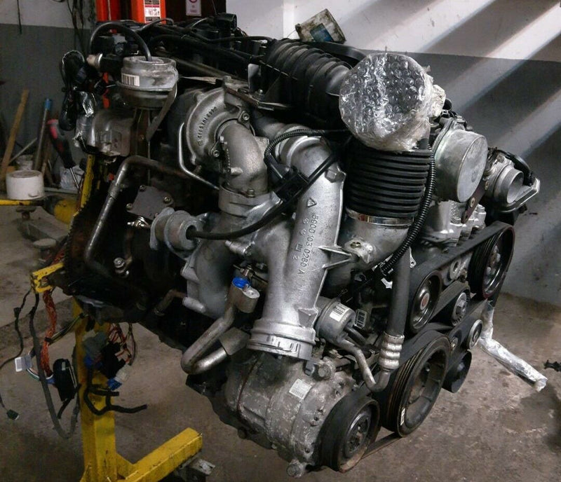 MOTOR 3.0 M57D30 BMW X5 E70 X6 E71 E72 96000 KM ohne Anbauteile